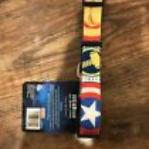 Marvel Avengers Dog Collar Size Small 15-35 lbs New Hulk Capt America Iron Man j - Picture 2 of 5
